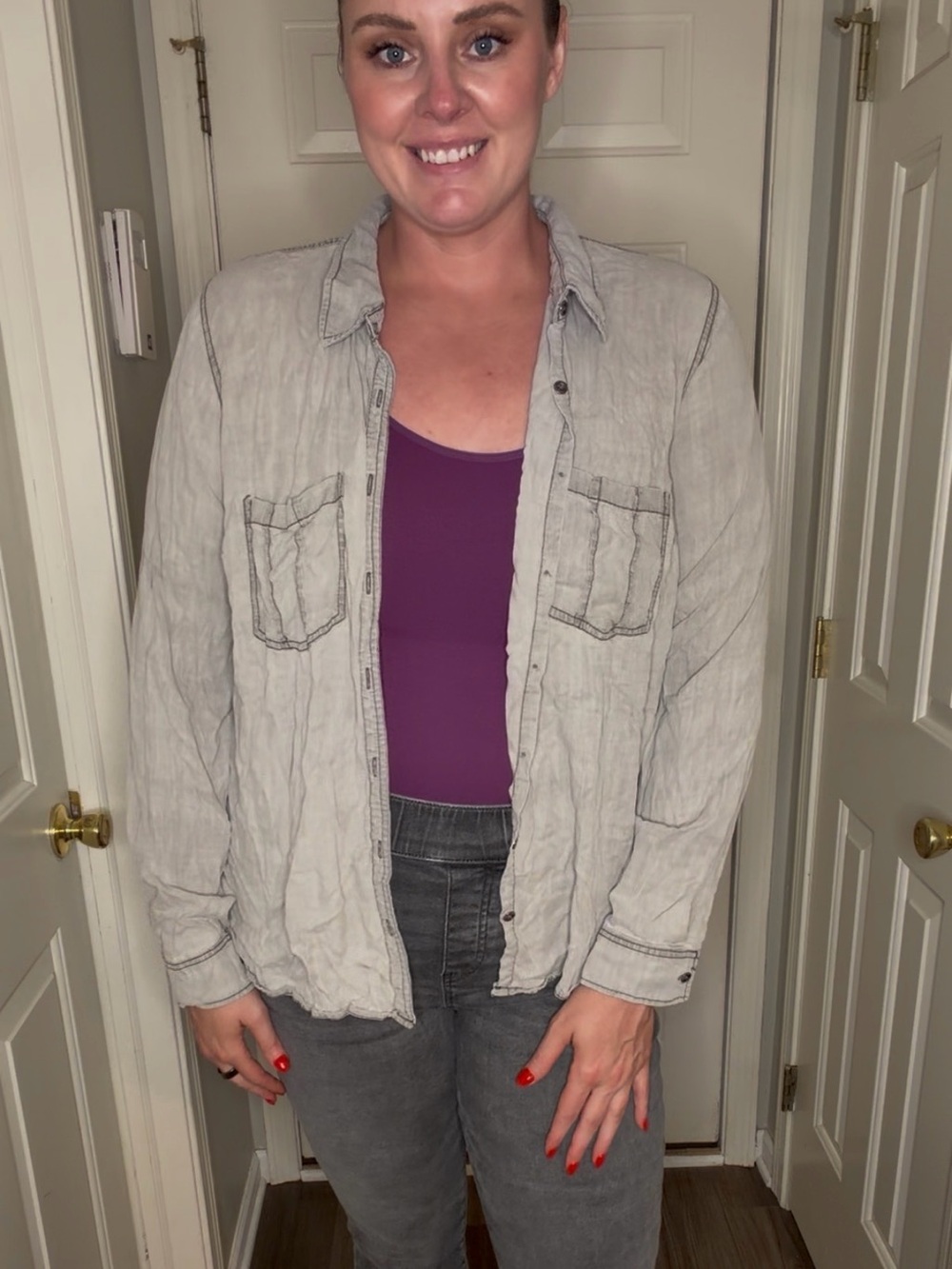 Maurices Light Gray Button-Up Shirt